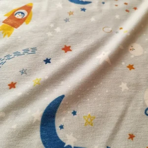 پارچه تریکو طرح سفینه فضایی و ماه کد ۴۰۴۱۰۳۲