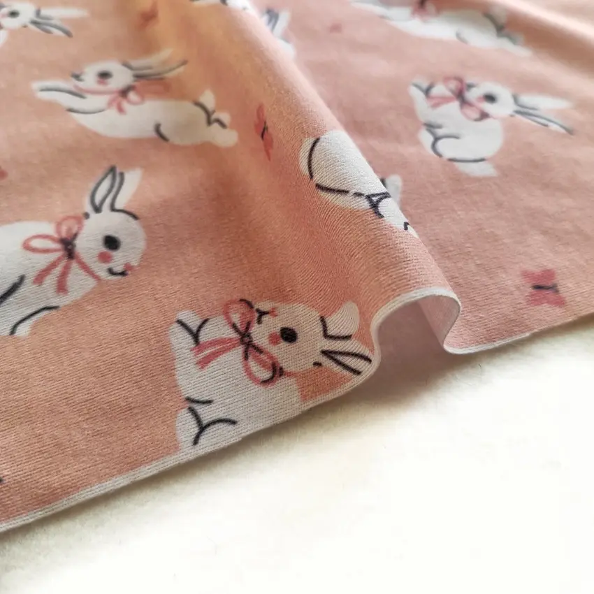 پارچه تریکو طرح خرگوشی کد 4041043