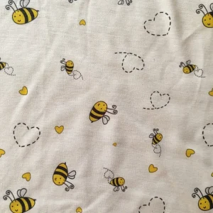 پارچه تریکو طرح زنبور و قلب