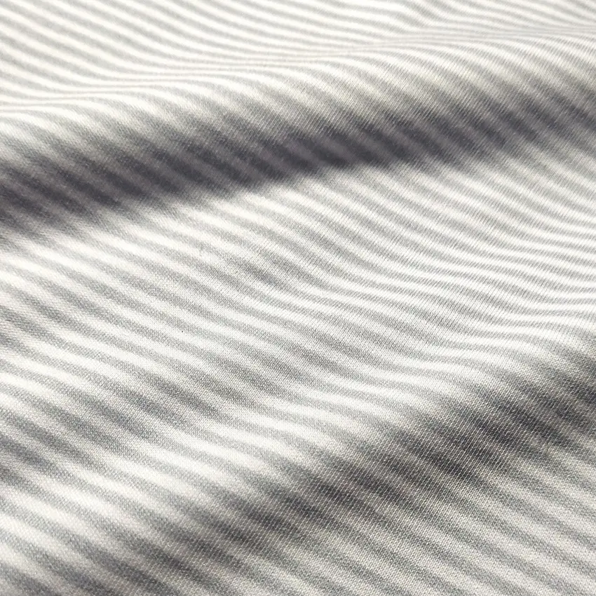 پارچه تریکو طرح راه راه ریز طوسی روشن